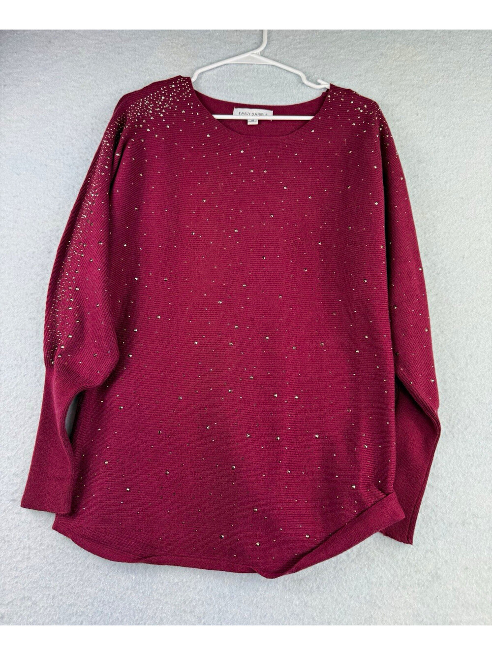 Emily Daniels Burgundy Knit Rhinestone Accent Crew Neck Pullover Sweater M